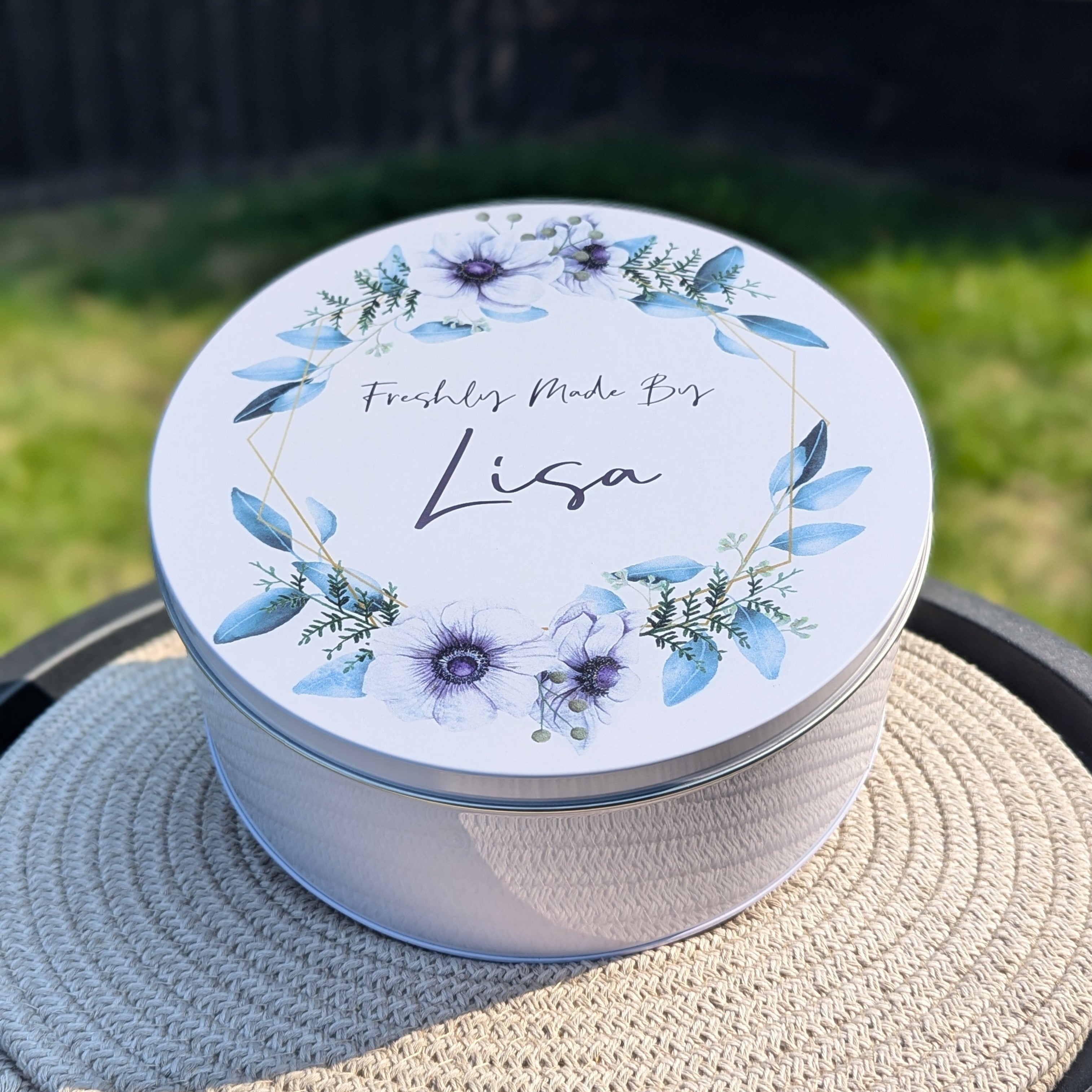 Lisa Eucalyptus Large Cake Tin