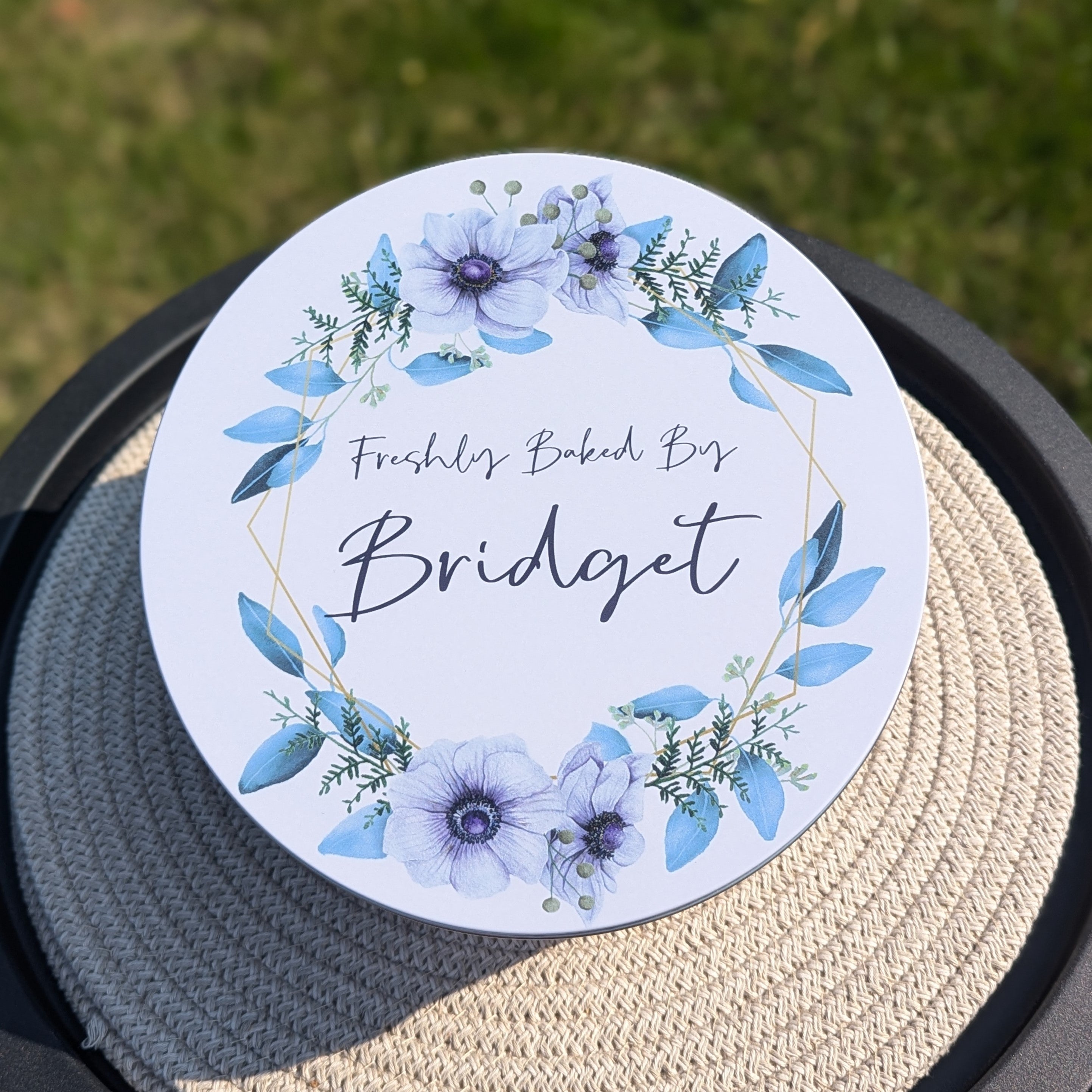 Bridget Eucalyptus Large Cake Tin