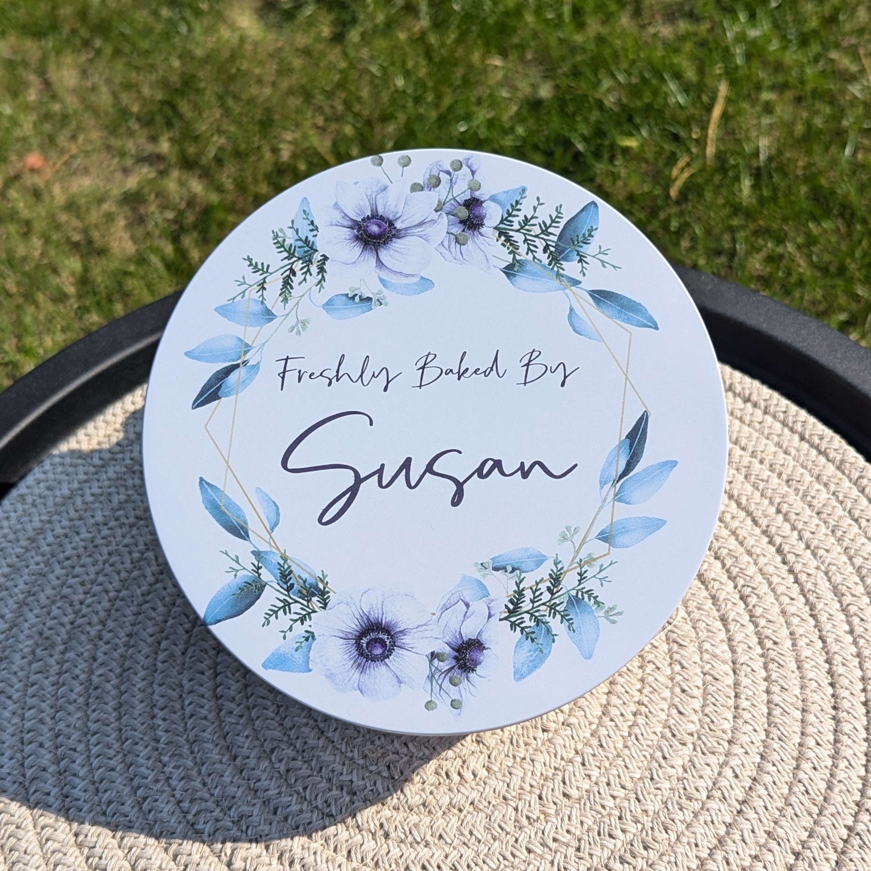 Susan Eucalyptus Small Cake Tin