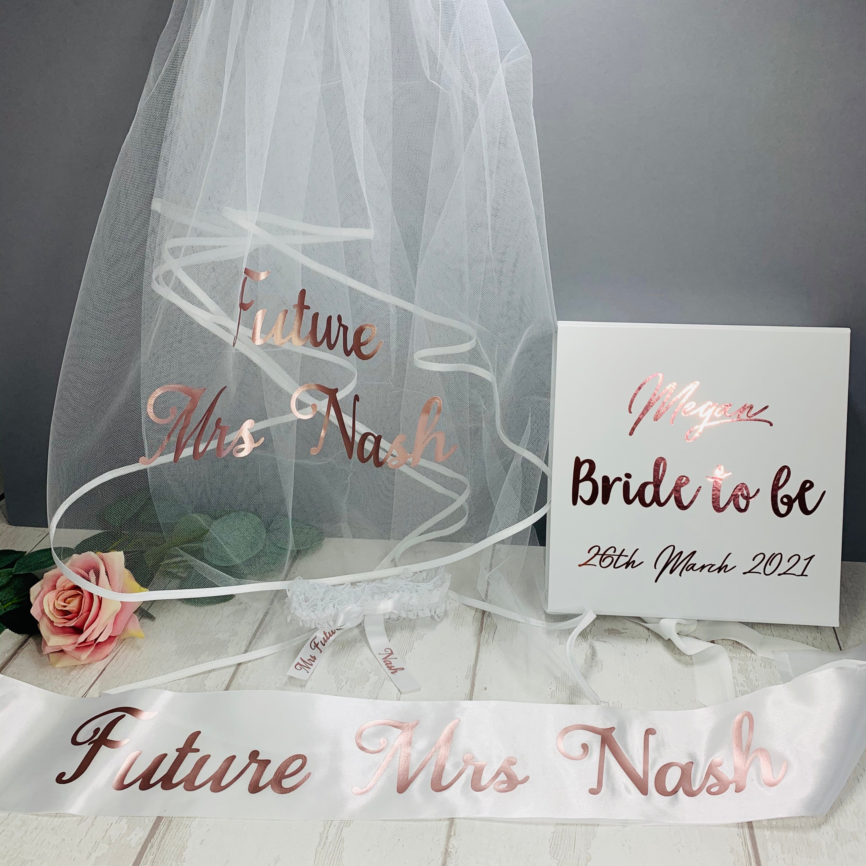 Bride Box with Veil, Garter and Sash