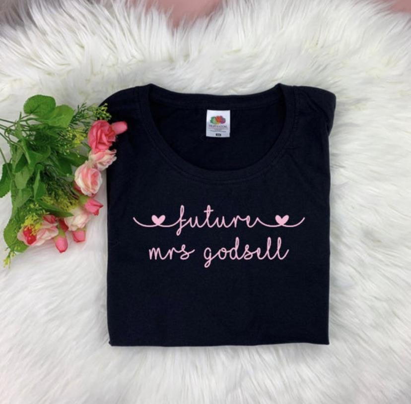 Future Mrs | Ladies T-Shirt - Occasionally Cute